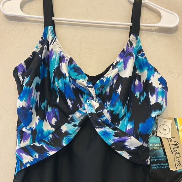 Beach Native black purple Slenderizing one piece bathing suit Size 10 New - Picture 7 of 11